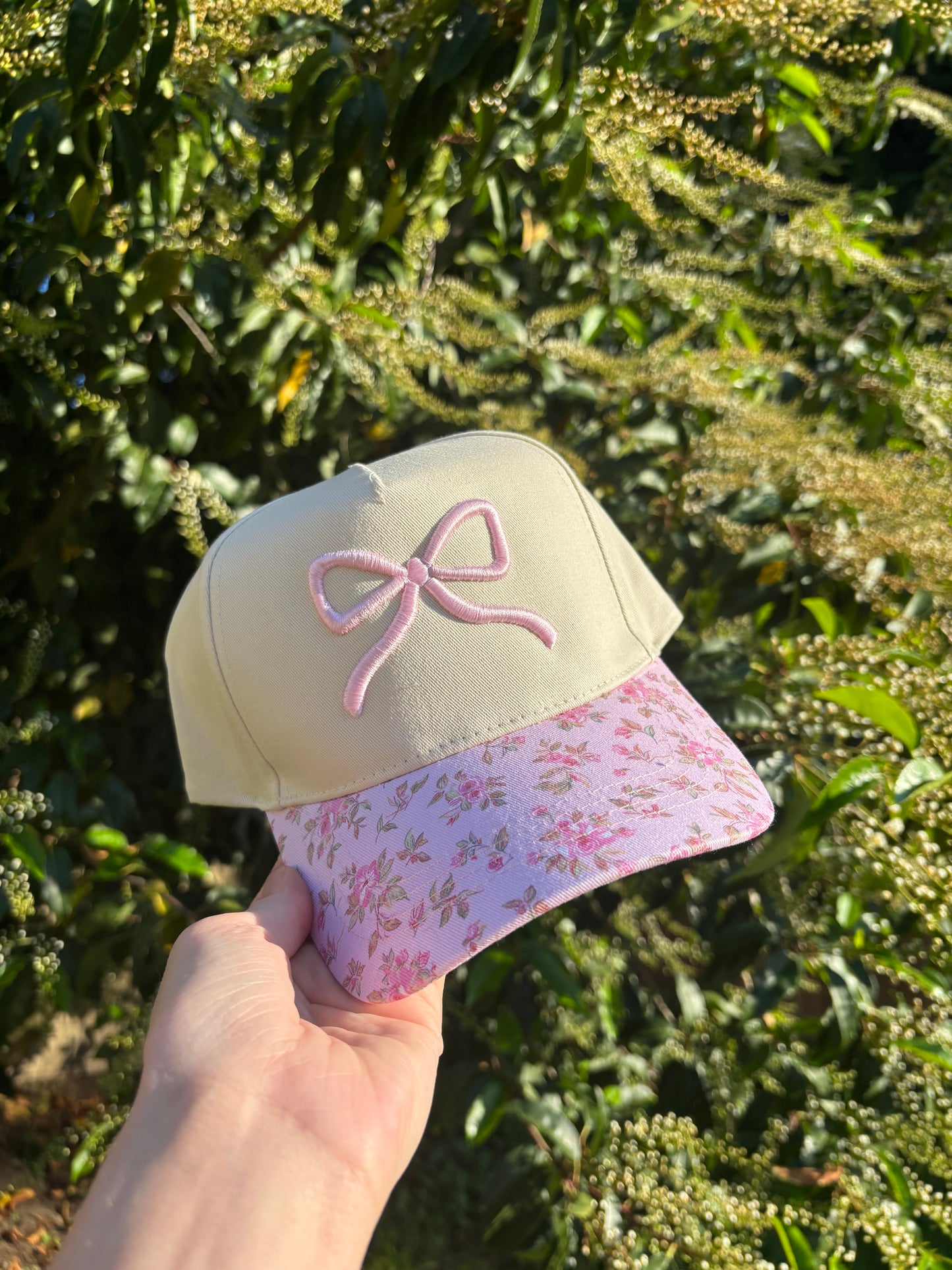 Puff bow hat