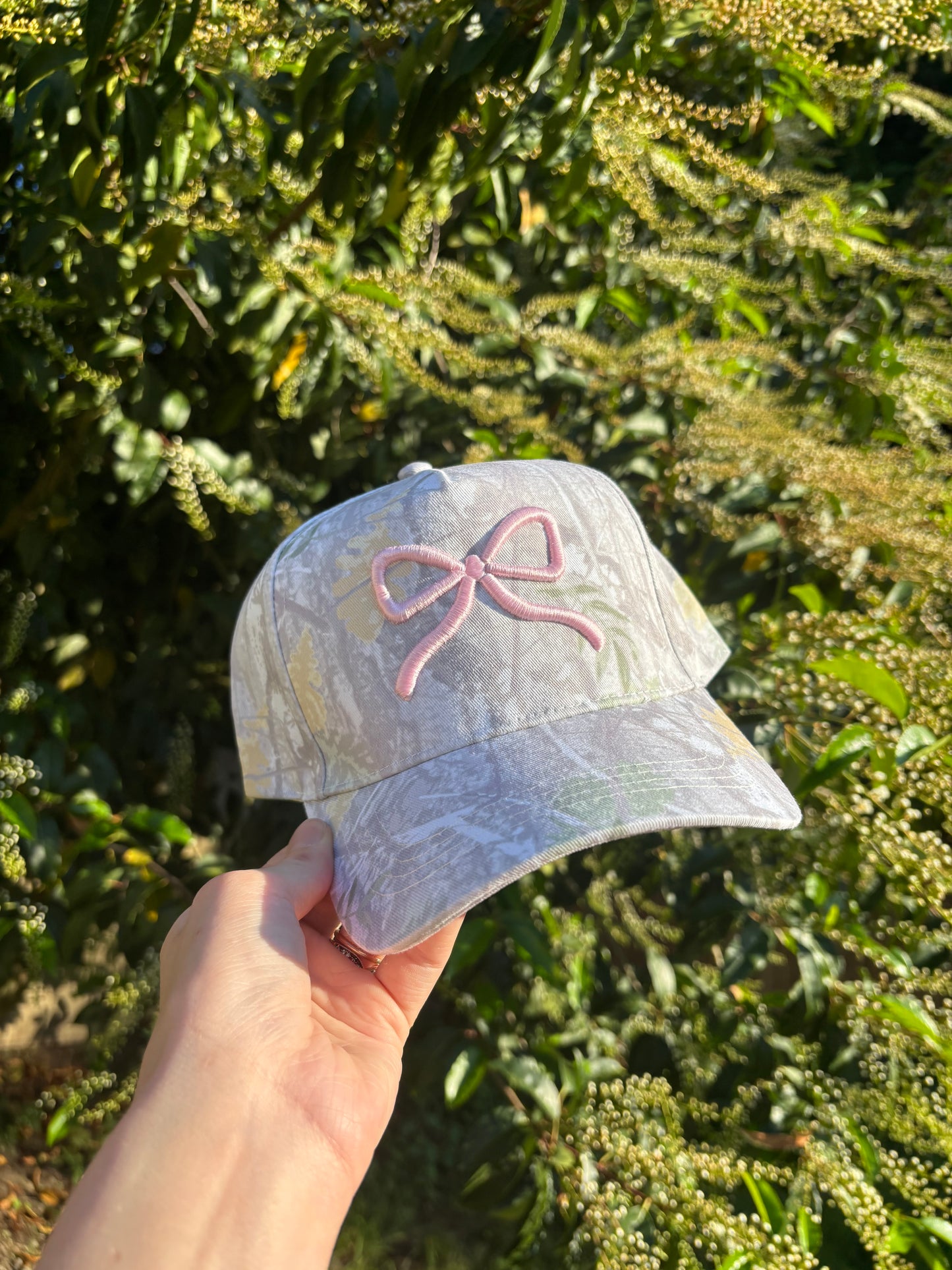 Puff bow hat