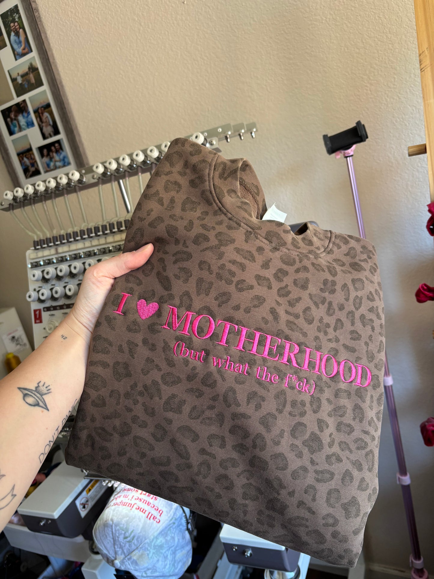 I heart motherhood crewneck