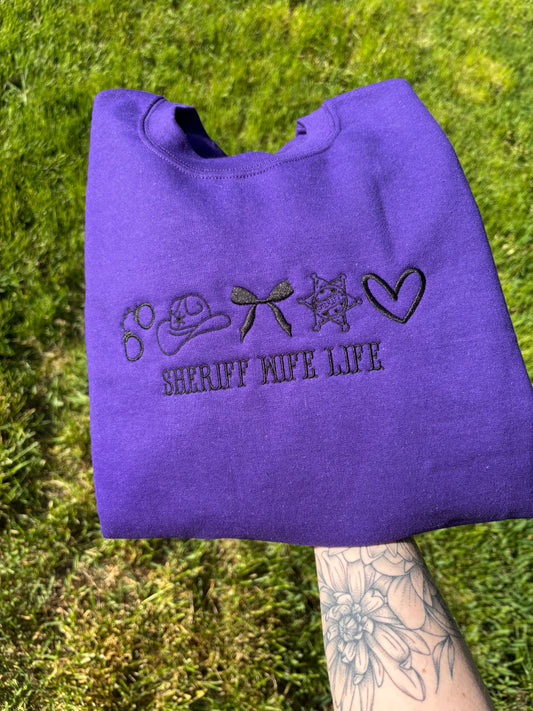 Sheriff wife life crewneck