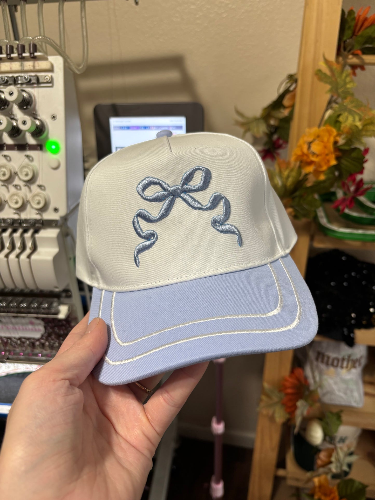 Retro striped bill hat