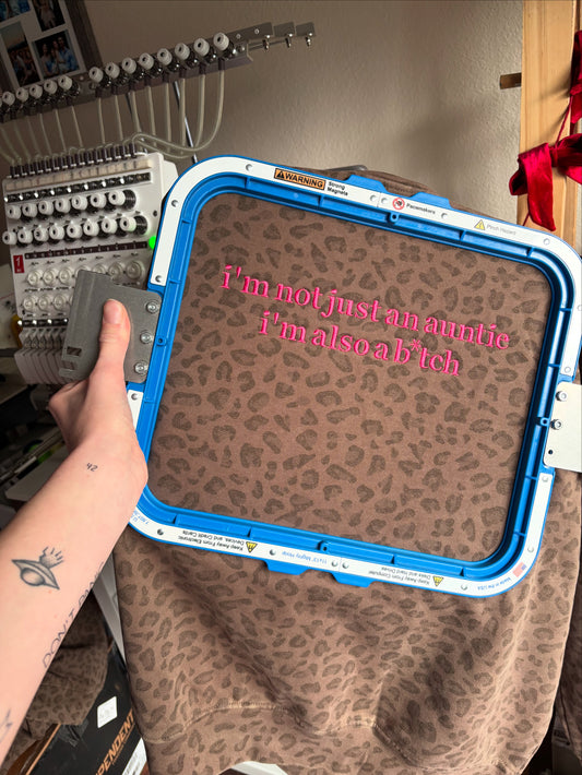 I’m not just an auntie crewneck