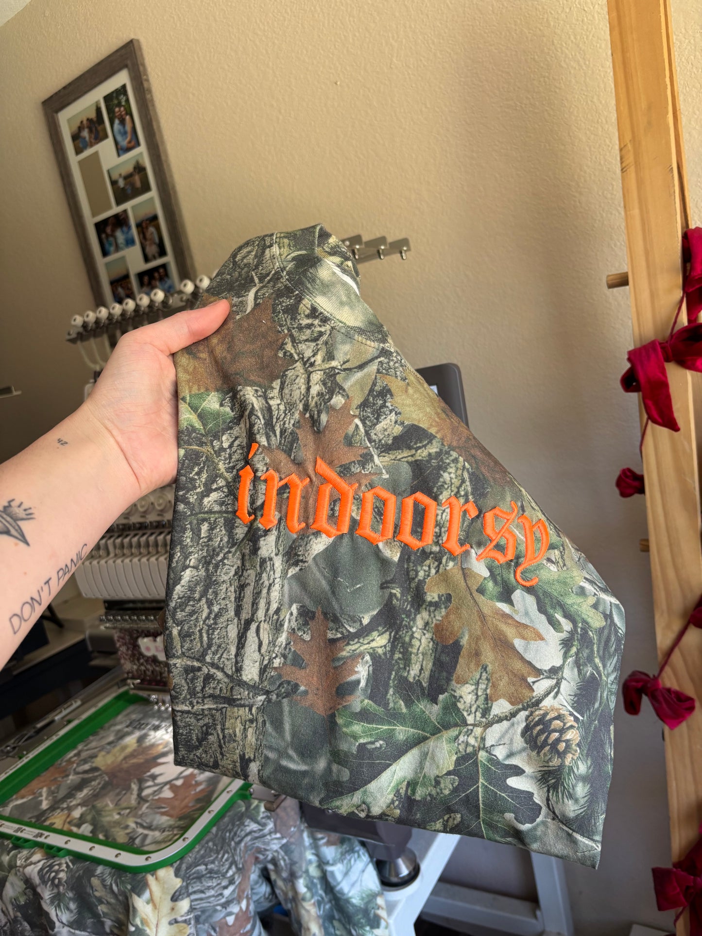 Indoorsy TEE